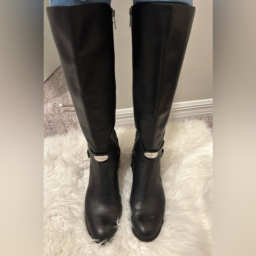 MICHAEL Michael Kors- Arley Black Knee-High Leather Boots